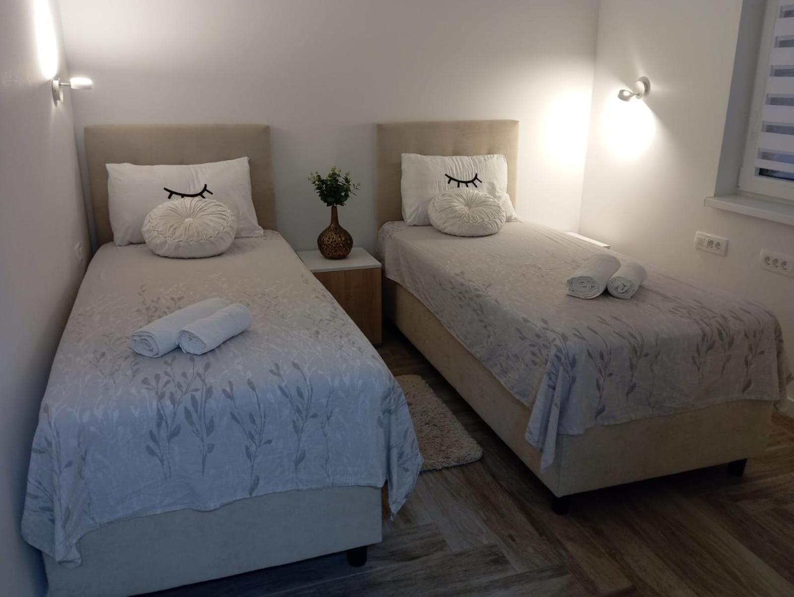 Villa S Vir Ngoại thất bức ảnh
